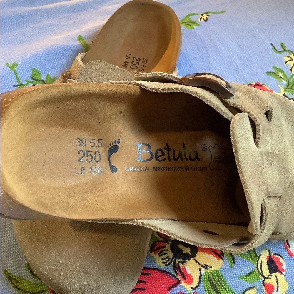 Birkenstock clogs size 8